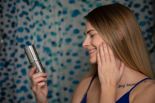 Lightweight Face Moisturizer for Sensitive & Dry Skin – Calming &